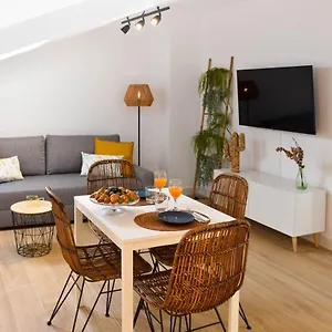 Holidays2malaga Trinidad Renovated 1 Bedroom Penthouse Close To Center Appartement
